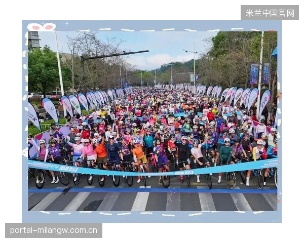 自行车爬坡段爆发逆袭：巅峰对决的精彩瞬间